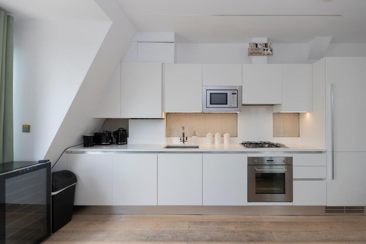 Stunning 3 Bedroom Penthouse With Terrace And Lift Лондон Екстер'єр фото