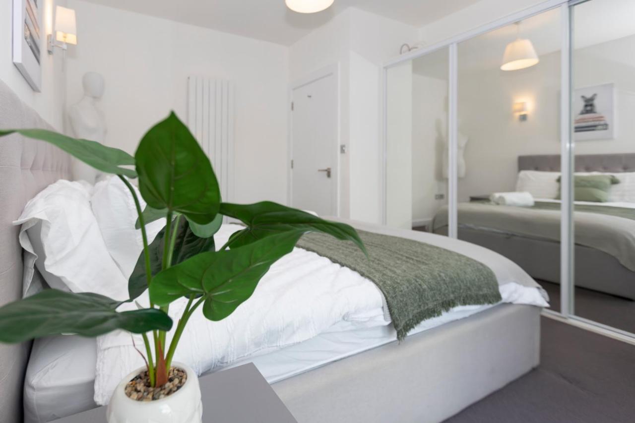 Stunning 3 Bedroom Penthouse With Terrace And Lift Лондон Екстер'єр фото